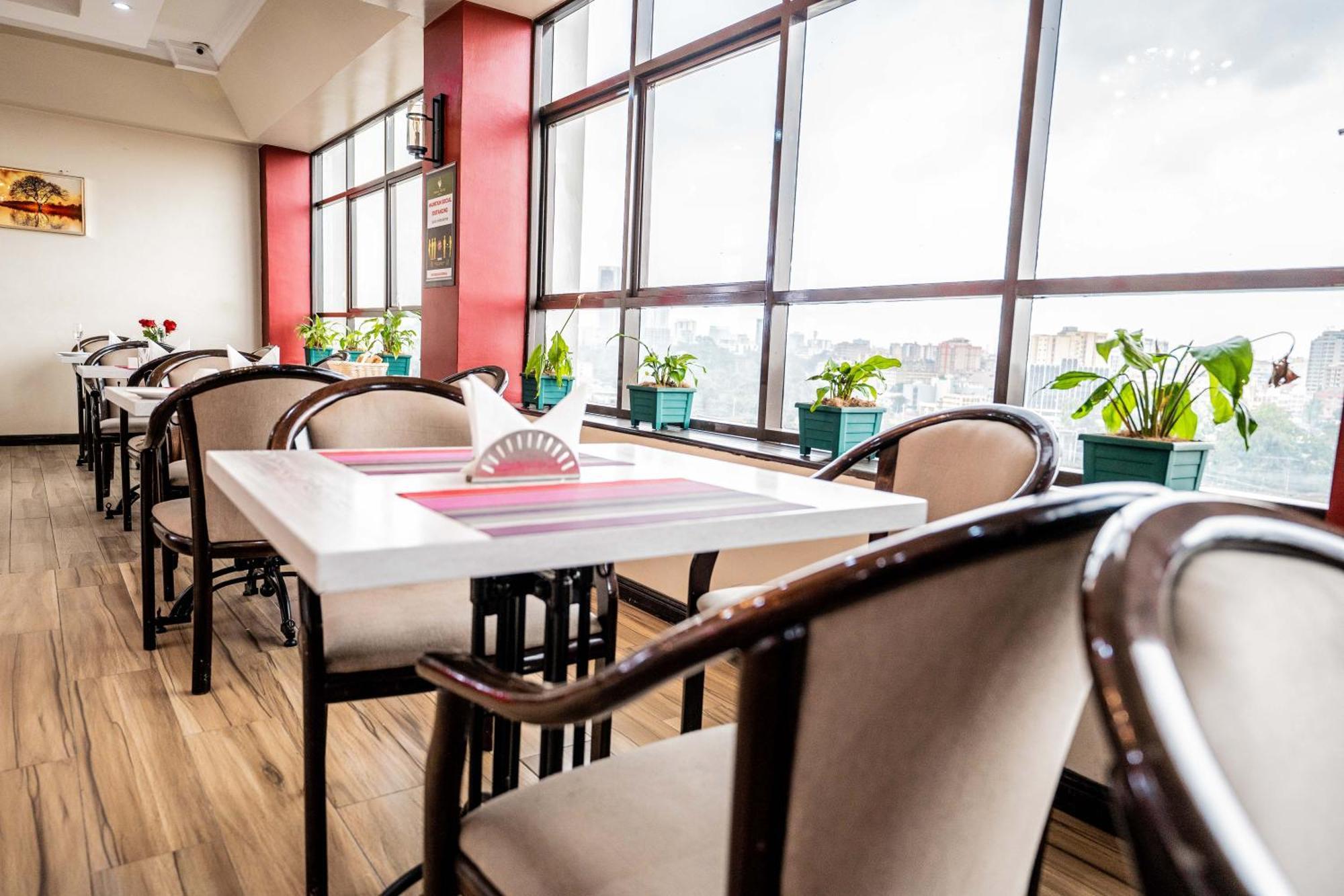 Hemak Suites Hotel Nairobi Eksteriør billede