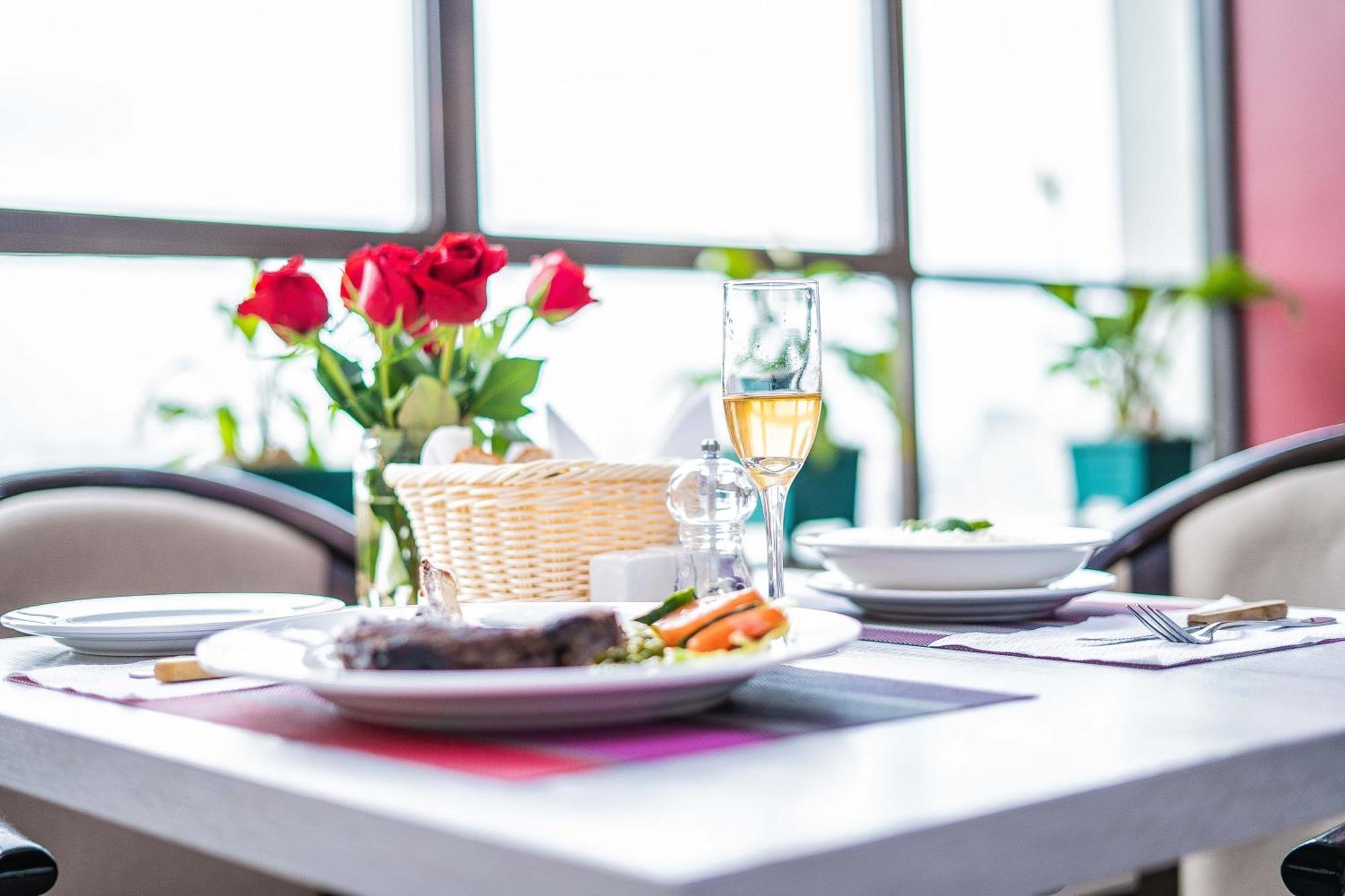 Hemak Suites Hotel Nairobi Eksteriør billede