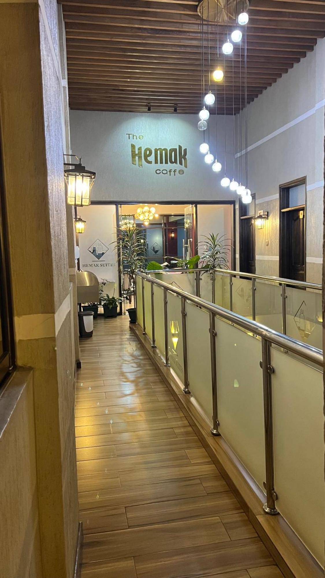 Hemak Suites Hotel Nairobi Eksteriør billede