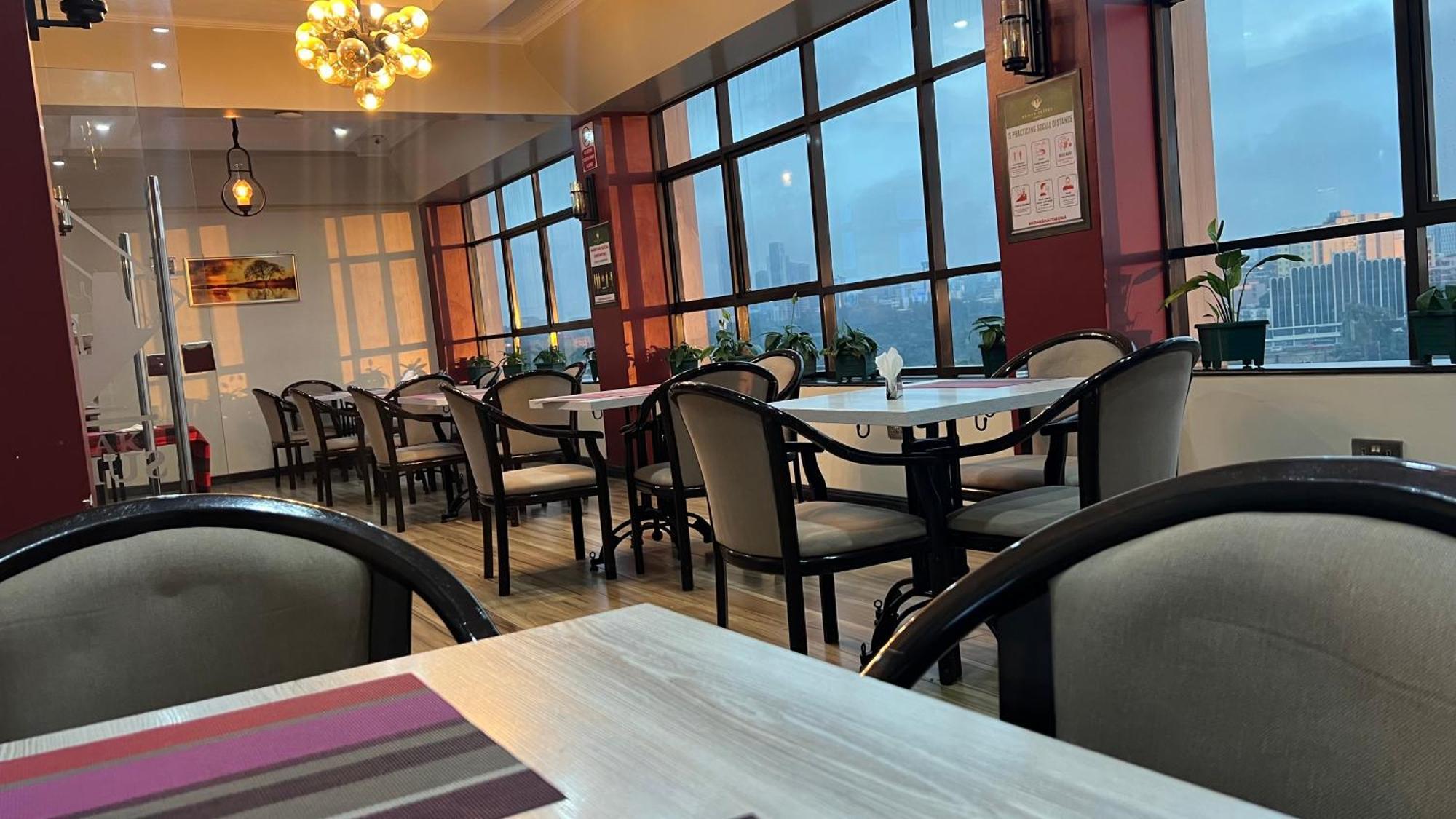 Hemak Suites Hotel Nairobi Eksteriør billede