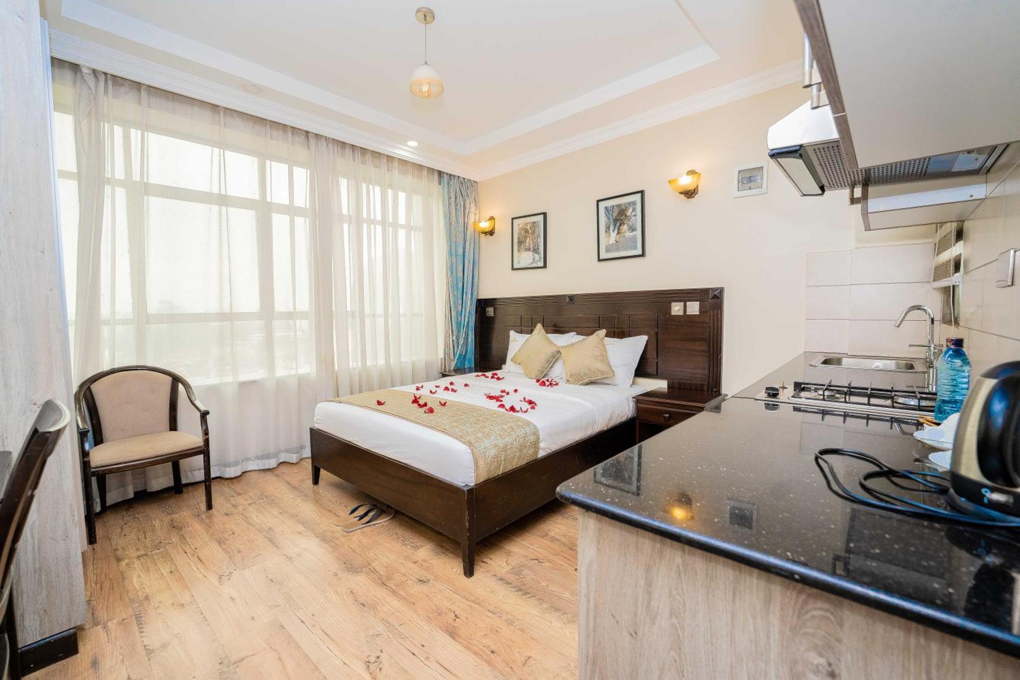 Hemak Suites Hotel Nairobi Eksteriør billede
