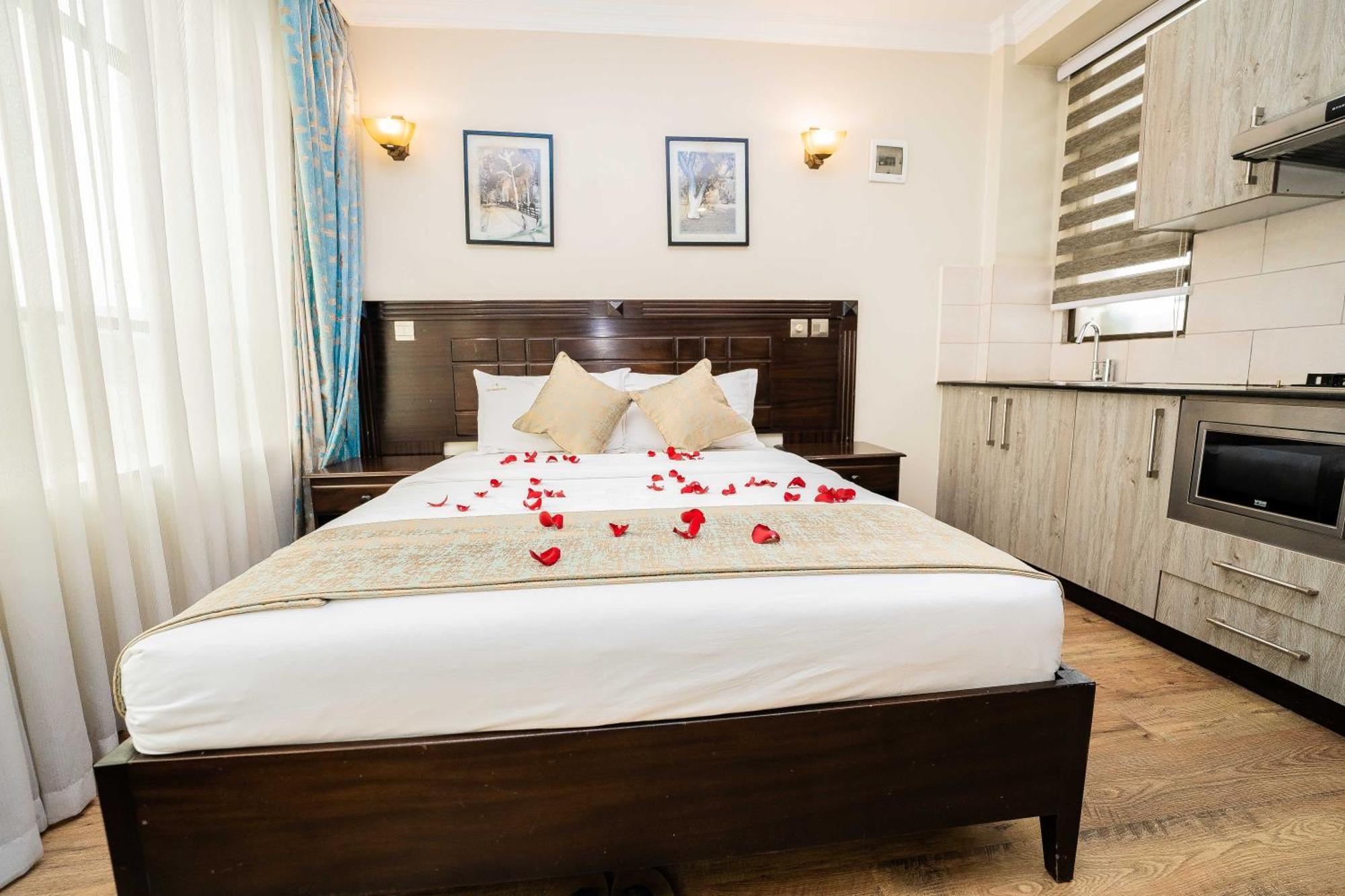 Hemak Suites Hotel Nairobi Eksteriør billede