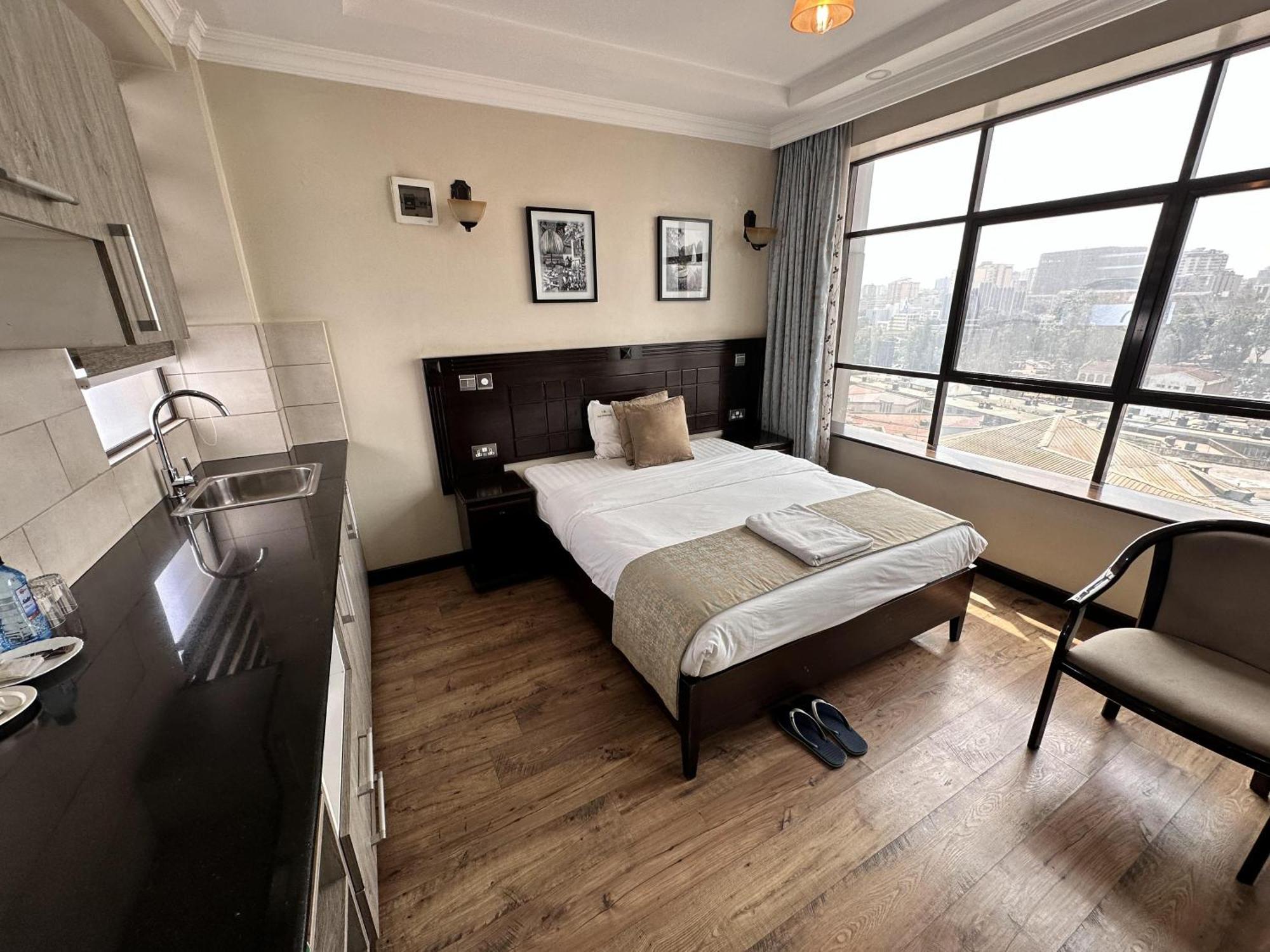 Hemak Suites Hotel Nairobi Eksteriør billede