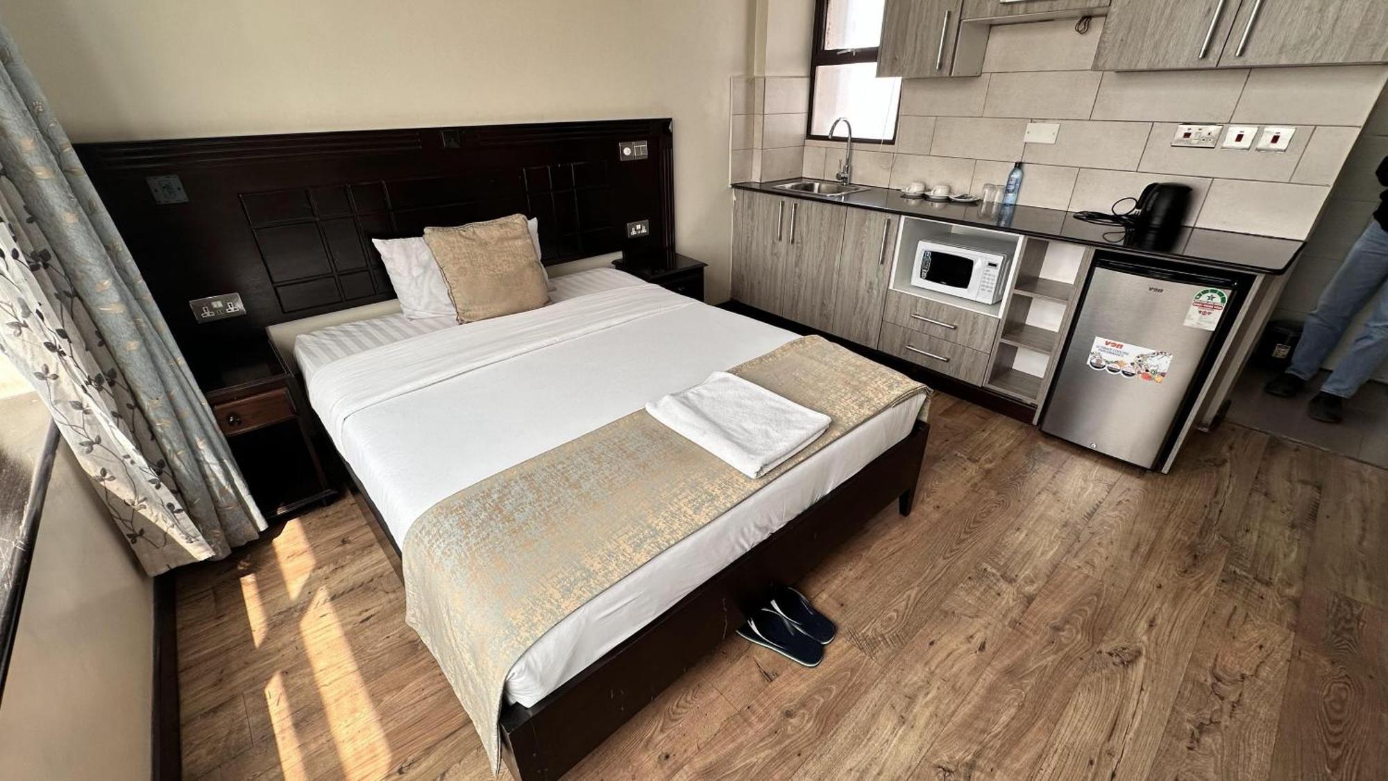 Hemak Suites Hotel Nairobi Eksteriør billede