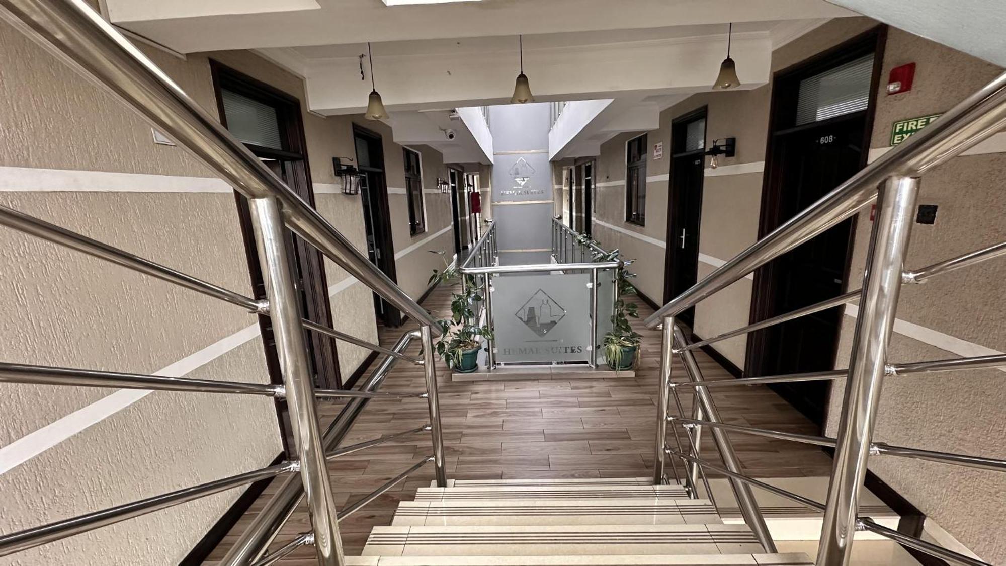 Hemak Suites Hotel Nairobi Eksteriør billede