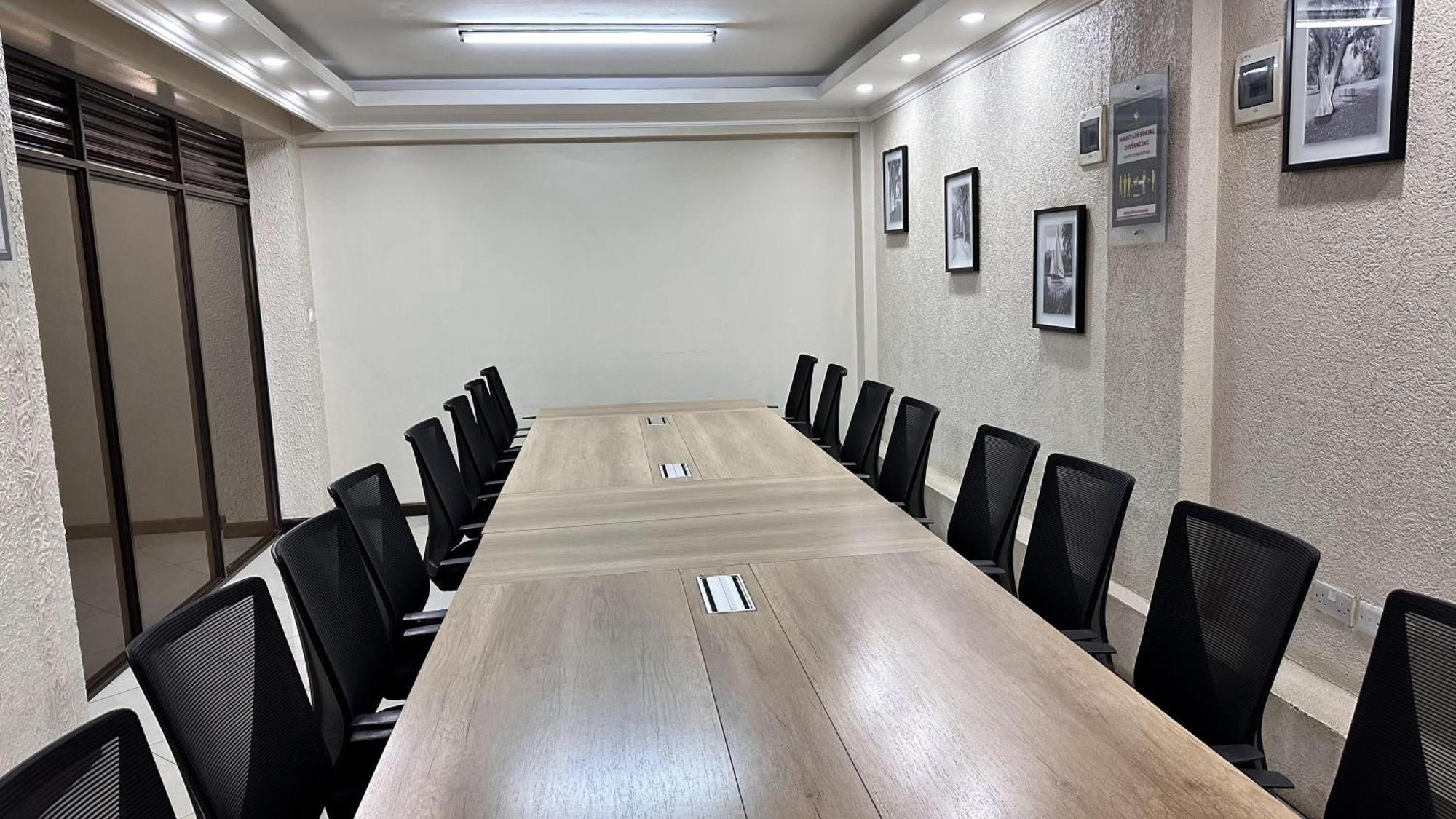 Hemak Suites Hotel Nairobi Eksteriør billede